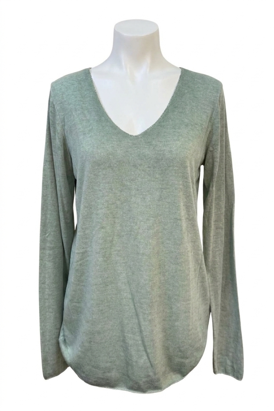 NEW MADE IN ITALY women's v-neck long sleeved top in sage